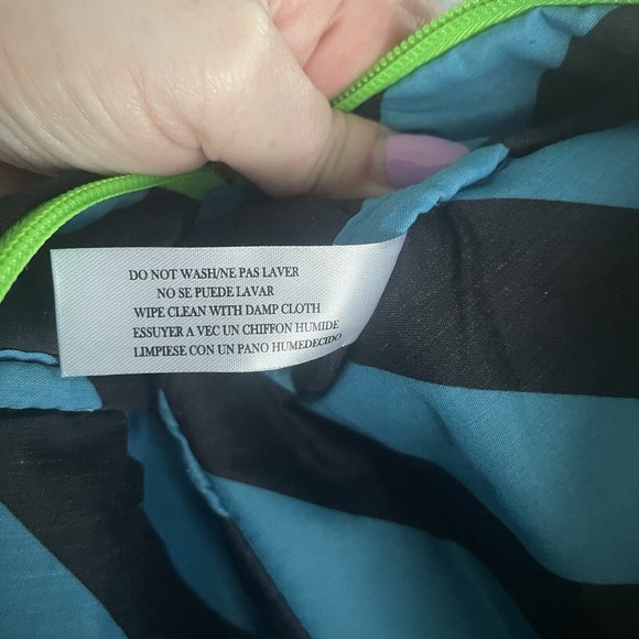 Kiehl's Facial Fuel Energizing Moisture Treatment For Men & Face Wash With Bag - Picture 10 of 11